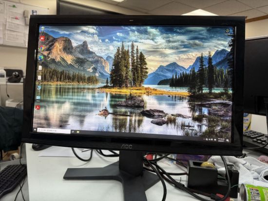 圖片 ✌️AOC e2241Vwa 21.5 " LCD MONITOR  Model : 215LM00009 (80% NEW)✌️