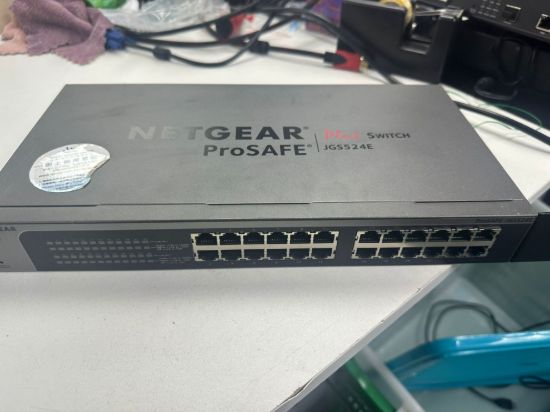 圖片 ✌️Netgear ProSafe Plus JGS524E 24 Port Ethernet Switch✌️