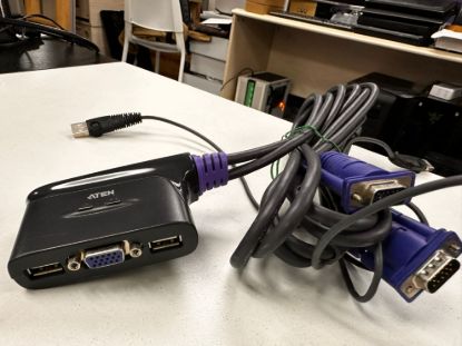 圖片 ✌️ATEN VGA, USB, Audio 2 Port KVM Set✌️